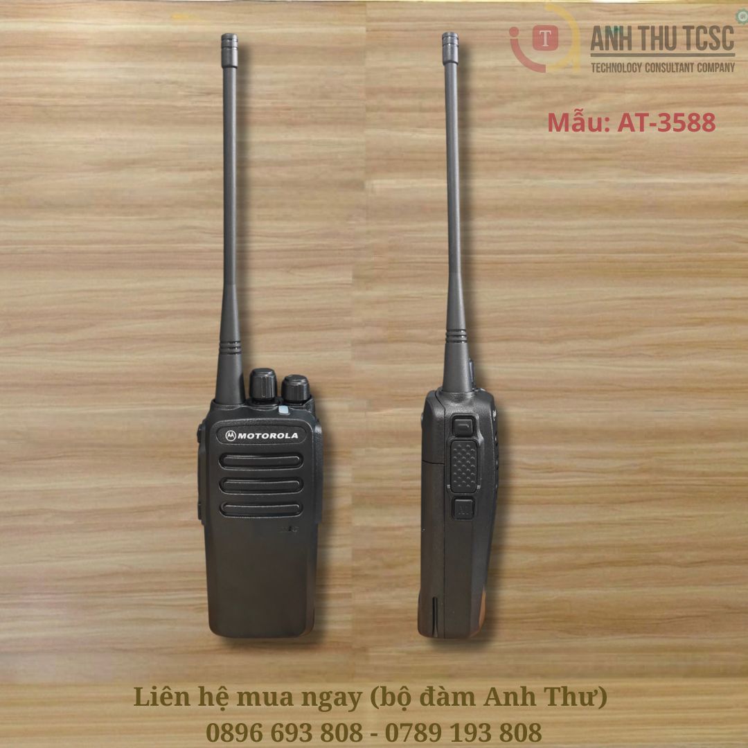 Bộ đàm Motola AT-3588 công suất 15W mạnh mẽ, khoảng cách cực lớn lên đến 5km, pin tốt. Lý tưởng cho công trình, nhà hàng.