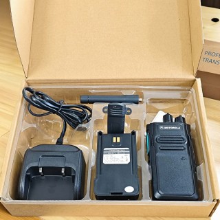 Bộ đàm Motorola GP-328plus chính hãng, công suất 8W, pin 4800mAh thumb