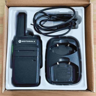 Bộ đàm Motorola AT-3299 8W nhà hàng công trình pin trâu thumb