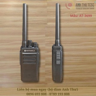 Bộ đàm Motorola AT-3699 công suất 8W, pin 4800mAh đàm thoại khoảng 12 tiếng, khoảng cách thực tế 1.5-3km. thumb